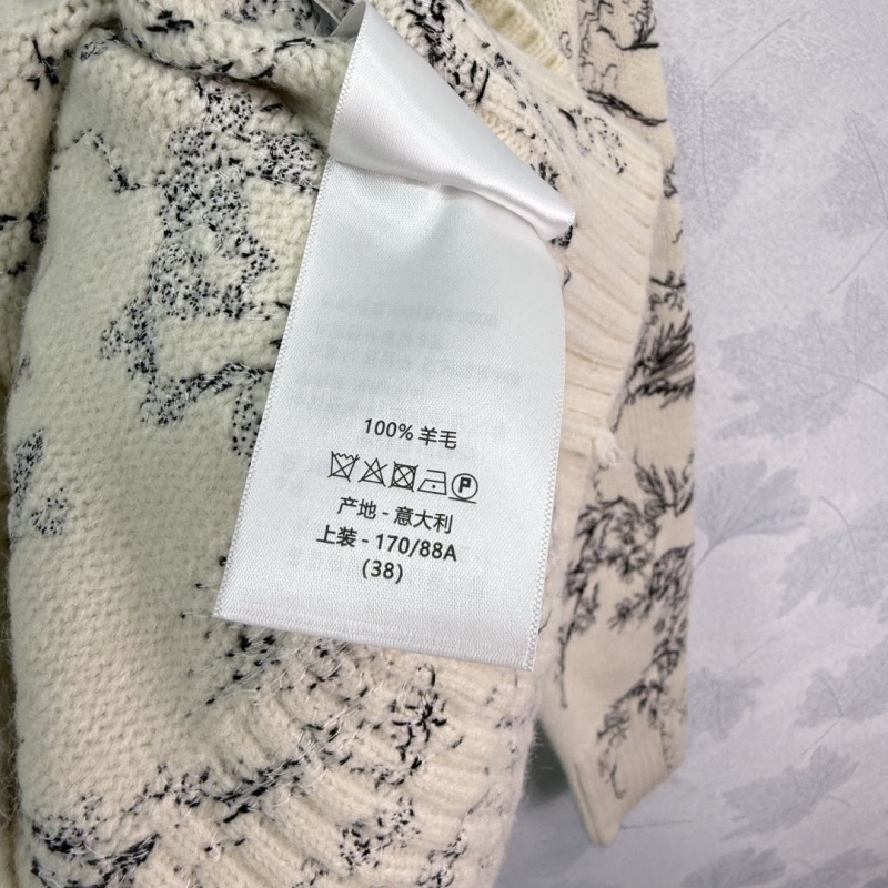 chr1st1an D10r sweaters